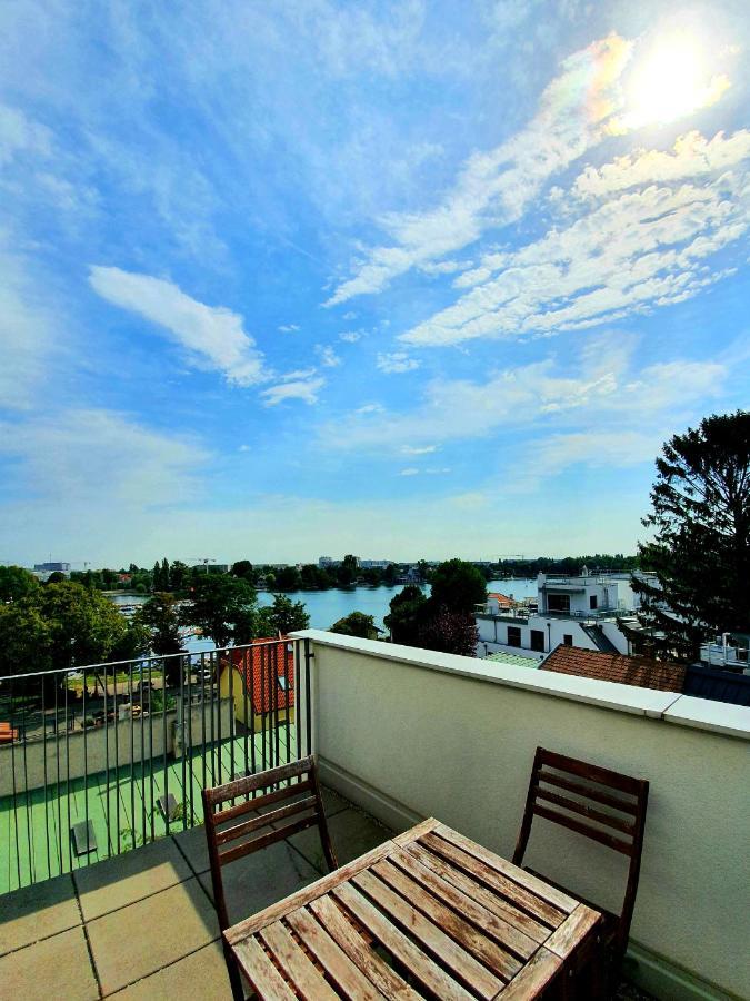Near Lake Two Bedroom Fully Furnished Apartment Wien Exterior foto
